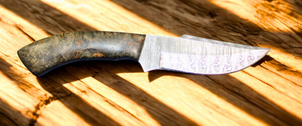 THE TIMBERLINE — Green Burl Damascus Knife (Leather Sheath) - Image 3